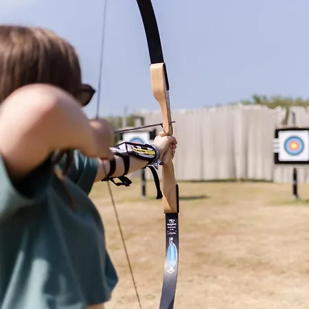 Strukkamphuk مكان تخييم 5*