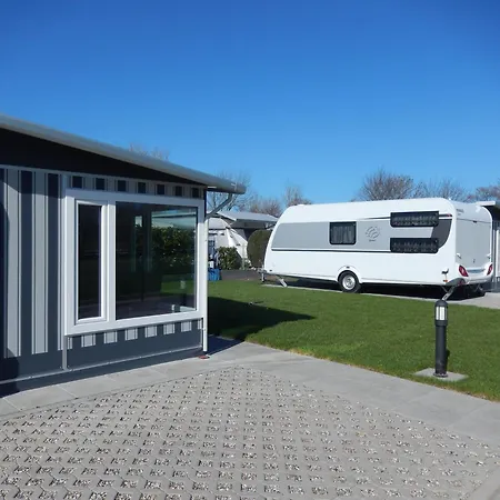 مكان تخييم Strukkamphuk 5*